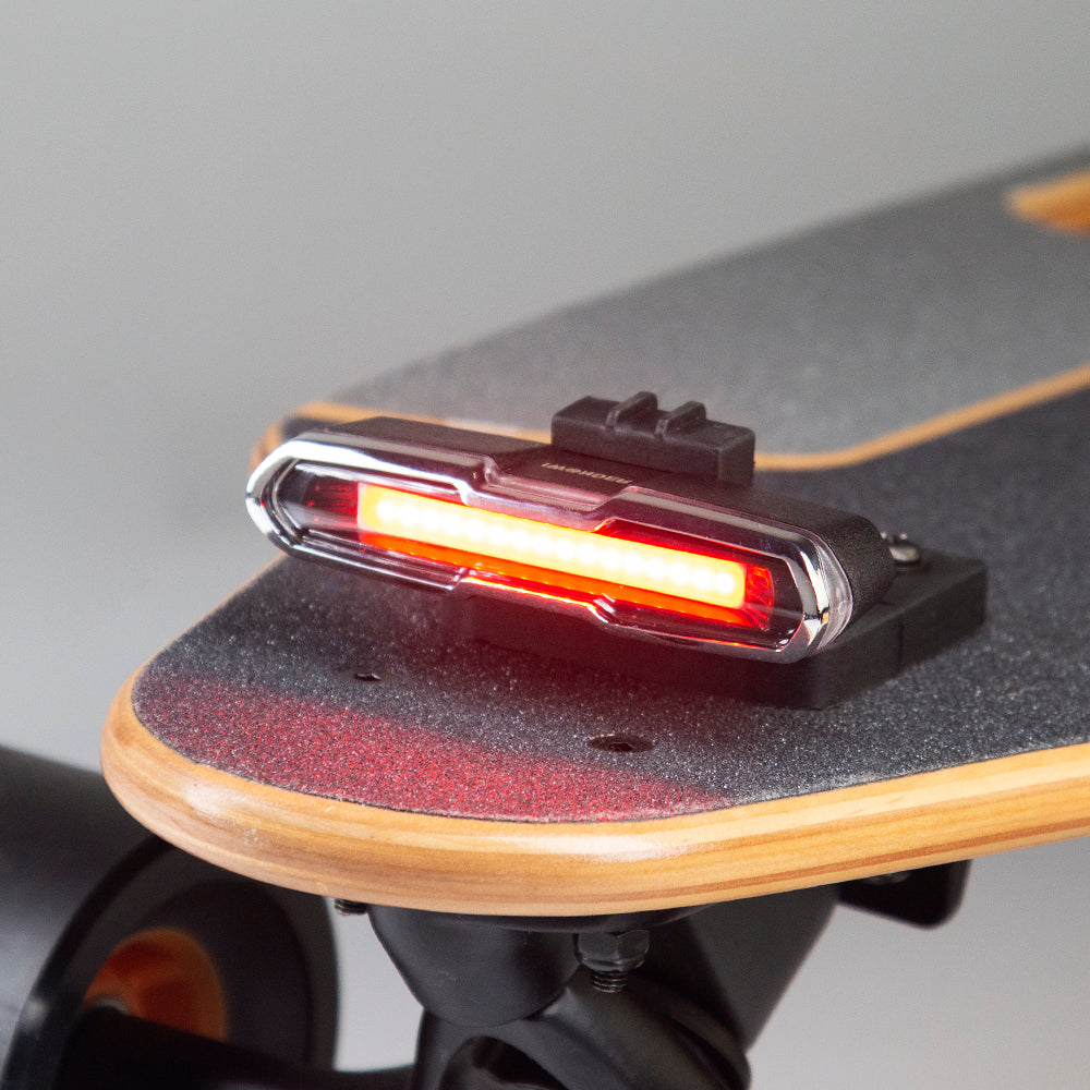 IWONDER Waterproof USB Rechargeable Skataboard LED Flashing Safety Rear Light